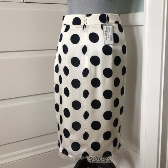 Bill Blass Ivory Navy Polka Dot Silk & Lace skirt - Picture 2 of 8